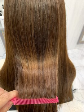 エスカーラ 表参道(THE ESCALA) @m_ayu/艶髪/髪質改善トリートメント/タビラマユミ