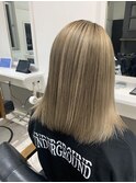 アッシュベージュ