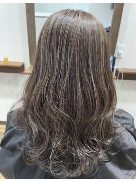 アムール(Amour) 白髪ぼかしハイライト/ベージュ