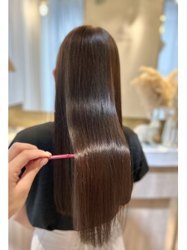 アンド ラ ブランシュ(&.La Blanche) セミディ/シアーカラー/ショートヘア/姫カット/魅力倍増カール