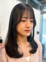 地毛風グレージュ×ワンカールレイヤー　佐藤