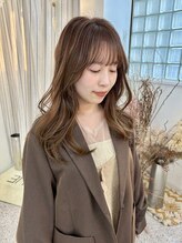 ロマーリ 岡山店(LOMARLIE) 透明感ベージュレイヤーカット_ブリーチなしダブルカラー