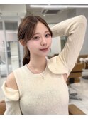 大人かわいい韓国風顔周り/前髪なしスタイル