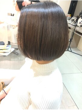 ニューヨークニューヨーク 大久保店(NYNY) ツヤボブ