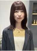 ミディアムレイヤーカット顔周り大人ボブピンクレッドブラウン