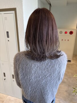 Designerけいと×ミディアムレイヤー裾カラーのコラボスタイル