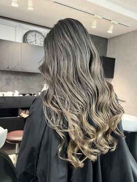 ラフトーキョウセカンド(RAF TOKYO 2nd) エアタッチバレイヤージュ