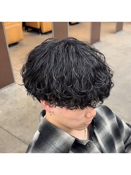 リップス 立川(LIPPS) 刈り上げない ツーブロック マッシュ 波巻き パーマ