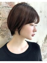 アフロート ルヴア(AFLOAT RUVUA)&nbsp;〔岩田莉奈〕40代50代お洒落な白髪染ショートボブ新宿ケアカラー