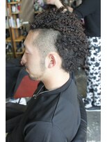 オーバーキャプテンネイキッド(OVER CAPTAIN NAKED) ハード系★2ブロUピンパーマ