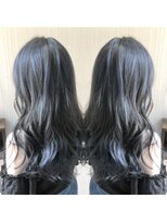 トムキャット(TOM CAT)&nbsp;秋冬トリプルカラーなネイビーグレージュ