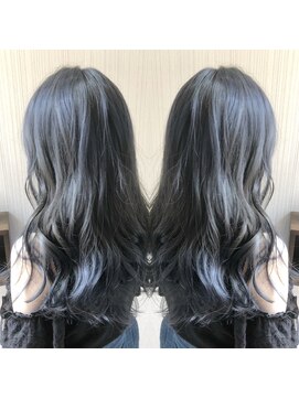 トムキャット(TOM CAT) 秋冬トリプルカラーなネイビーグレージュ