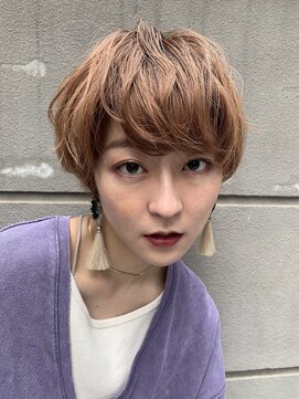 エム(EM) オレンジベージュカラー/ショートヘア