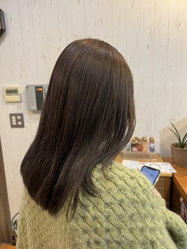 ララ(LALA) グレージュ×くびれカット