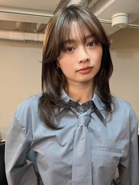 ベイルーム(BAYROOM by HONEY omotesando) フェイスレイヤーカット　薄めバング　オリーブベージュ