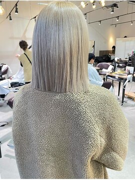 グランデュール 焼津店(GRANDEUR) ミルクティーベージュブロンドハイトーンカラー