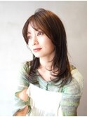 セミロング/レイヤーカット/顔まわりレイヤー
