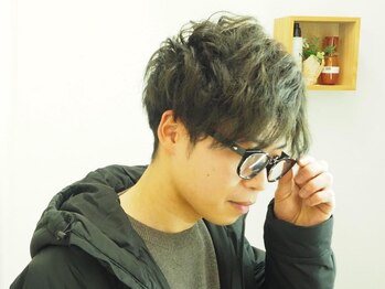 アズ(As)の写真/学生～ビジネスマンまで幅広い支持を誇る！ONもOFFもキマる、清潔感のあるスタイルで好印象間違いなし☆