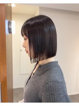 『コスメストレート』でナチュラルな艶感のあるヘアスタイルに★