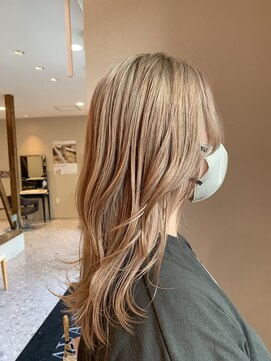 アヴァンス ジェイアール和歌山店(AVANCE.) ベージュ