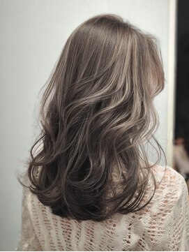 ハーツ(Heart's) ミディアム　白髪ぼかし　脱白髪染め　ハイライト40代50代60代