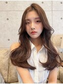 韓国風くびれレイヤーカット×グレージュ×透明感ブラウン川又