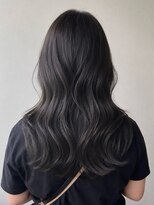 エクラート イーリス 高田馬場店(ECLART IriS)&nbsp;アッシュグレージュ/柔らかロングレイヤー/韓国ヘア/高田馬場