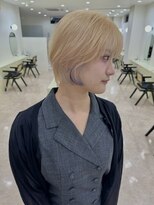 モト 船橋(moto)&nbsp;ネイビーブルーポイントカラー×束感ショート【京成船橋】