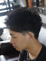 men’s salon THE OBSCURE ROVGUE【10月1日 NEW OPEN(予定)】&nbsp;鈴鹿フェードアップバングショート