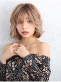 透明感あるハイトーンの外ハネミックスカールボブスタイル☆