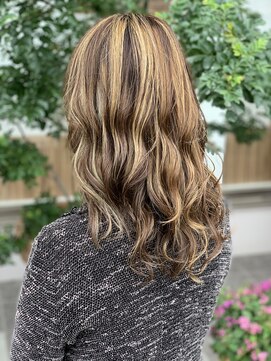 ルシア(LUCIA) ハイライトベージュ★