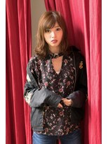 ディスオモテサンドウ 表参道(This OMOTESANDO)&nbsp;内巻きにも外ハネにも変幻自在のボブスタイル！