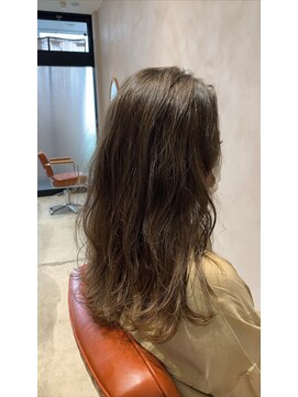 クルニエ(crenier) crenierで作るくすみベージュ●