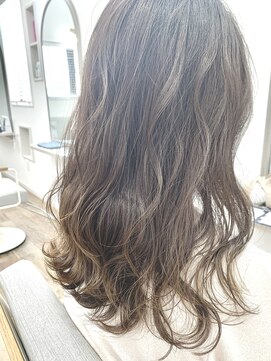 リリィ(Lily) ブルーアッシュグラデーションカラー