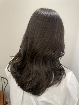 リリアーナ(LILIANA) 【LILIANA】くびれるセミロングな韓国ヘアに