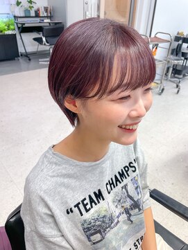 ヒビヲ(HIBIO) ダブルカラーピンクベージュピンクカラーケアブリーチミニボブ