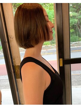 ナタン 自由が丘(NATHAN) アッシュオリーブ グレーベージュ 髪質改善 白髪ぼかし ショート