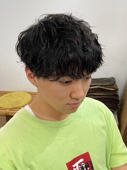 アモヘアー 城山店(amo hair)の写真/メンズパーマはお任せください！それぞれの個性に合わせた、トレンド感のあるパーマスタイルをご提案します