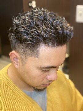 ヘアーモードキクチ 神田日銀通り店 オールバックパーマ