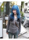 レイヤーカットケアブリーチハイトーンブルーカラー裾カラー
