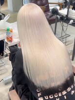 ロイス 神宮前(ROIS)&nbsp;ミルクティーベージュ/ダブルカラー/ケアブリーチ/ハイトーン