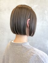 エリマバイフィフス 調布(elima by fifth) ショートボブ切りっぱなしボブレイヤーミディアムイルミナカラー