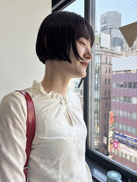 エレノア 梅田店(Eleanor) コンパクトミニボブ