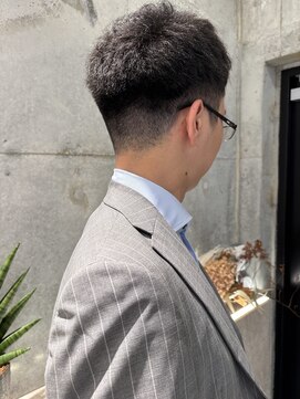 アラナ 平尾(alana) ［メンズカット/ヘッドスパ頭皮改善］ビジネスショート