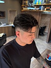 バーバーショップ スバル(BARBERSHOP SUBARU) ＜理容室＞＜バーバー＞ピンパーマ　フェード　バックスタイル