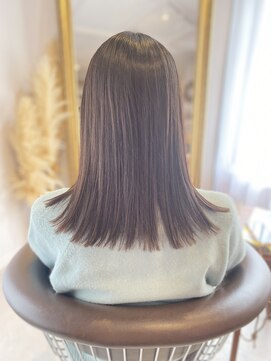 イロ(iro.) 美髪改善ストレート