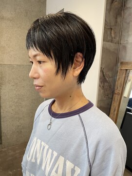 ユノ(juno) 【中目黒】黒髪アシンメトリーベリーショート！おしゃれショート