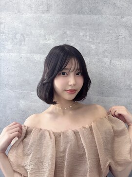 ルイス(L'wis) 唯井まひろちゃんガーリー内巻きボブヘア♪朝長