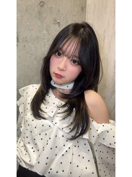 ロンドルピナス 小倉(Lond Lupinus) ミディアムレイヤーカット/似合わせカット/大人ガーリー/20代