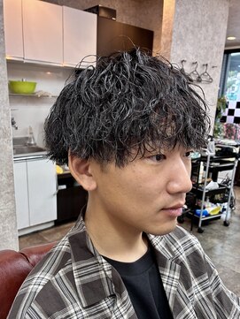 ヘアサロン シュウ 【戸田公園5分/メンズバーバー】波巻きミックスパーマ